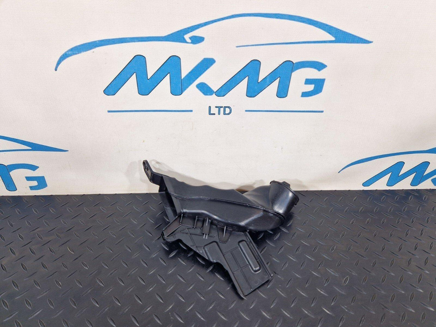 20-24 BMW 1 SERIES F40 ENGINE BULKHEAD COWL TRIM PANEL 7453942