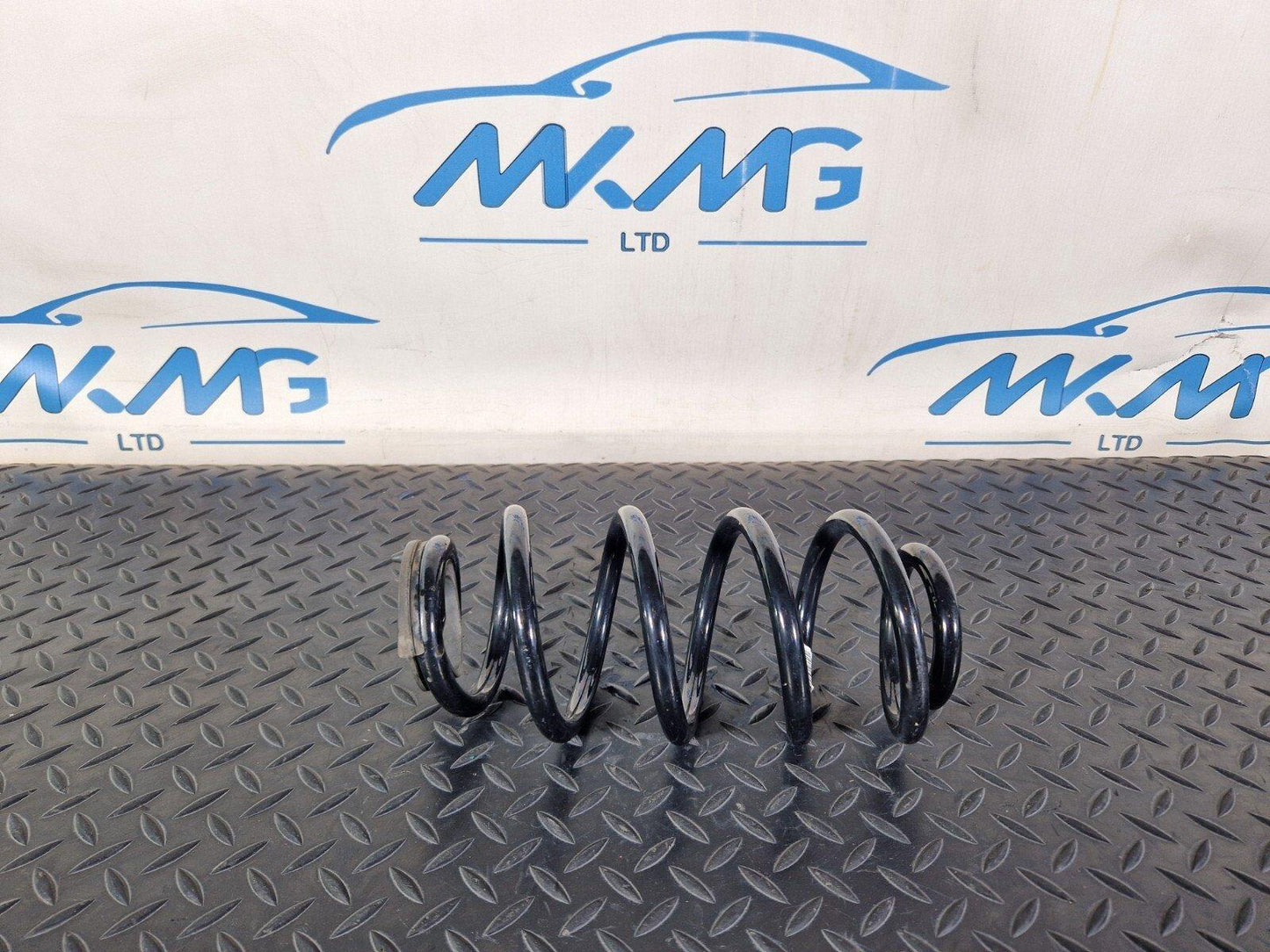 20-24 BMW 1 SERIES F40 REAR SUSPENSION COIL SPRING FITS LEFT & RIGHT 6871665