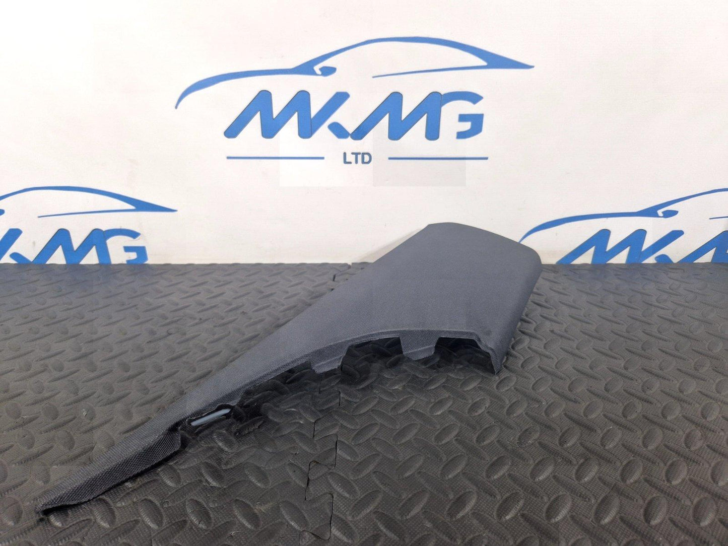 16-19 AUDI A4 B9 REAR LEFT SIDE PILLAR UPPER QUARTER TRIM COVER PANEL 8W5867245A