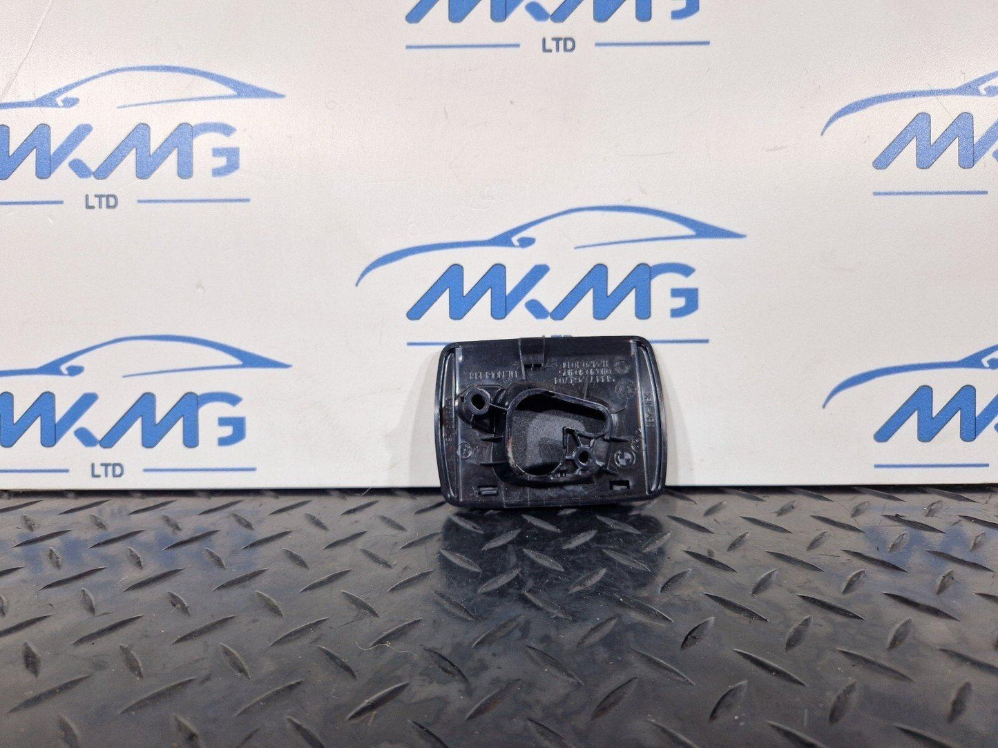 12-18 BMW 3 SERIES F30 F31 GENUINE REAR RIGHT LOAD COVER AREA IN BLACK 7264704