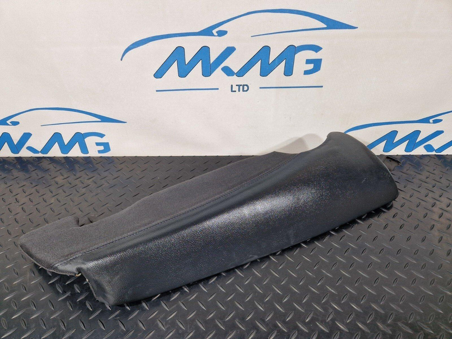 12-18 AUDI A6 C7 REAR SEAT BOLSTER DRIVER SIDE RIGHT 4G085704A