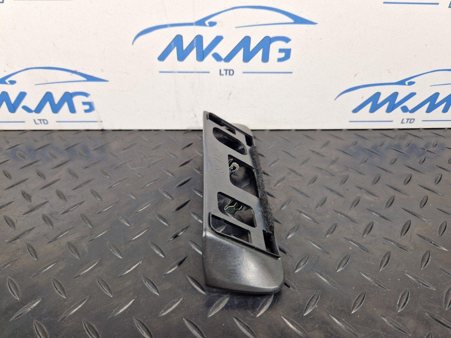 14-20 MERCEDES BENZ GLA 200 X156 OEM INSTRUMENT PANEL COVER TRIM A1176800307