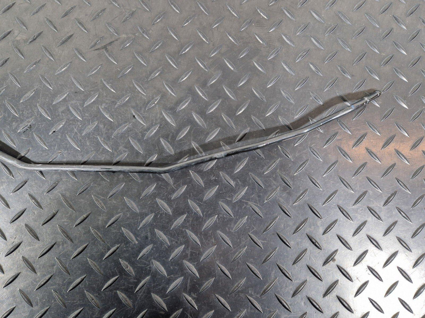 14-21 MERCEDES BENZ C220d W205 GENUINE HEATING WATER FEED LINE PIPE A2055002472