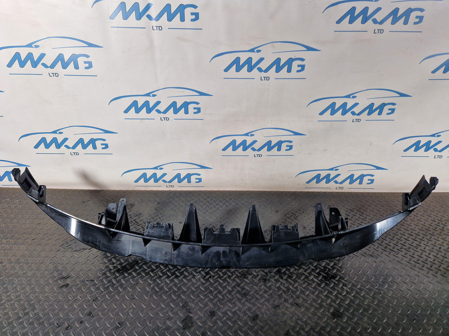 FORD KUGA FRONT BUMPER SUPPORT BRACKET 8V41-17E778-AD