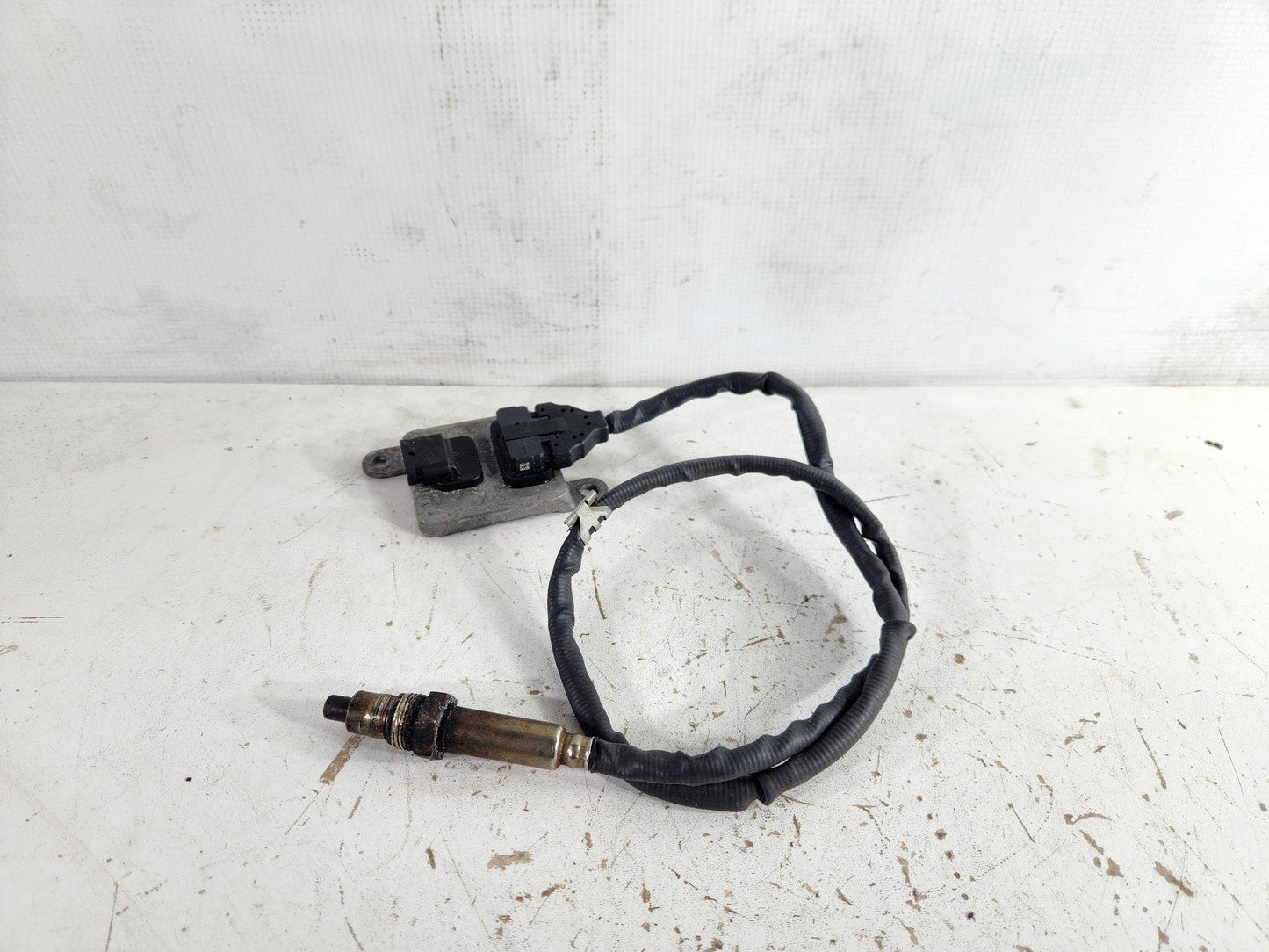 Mercedes-Benz E-Class W212 Genuine Lambda Oxygen Sensor A0009051612