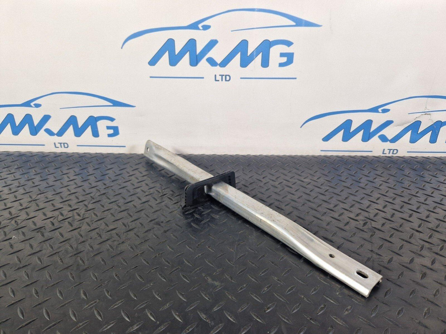 16-23 AUDI S5 COUPE GENUINE FRONT ENGINE COMPARTMENT STRUT BAR 8W0605645B