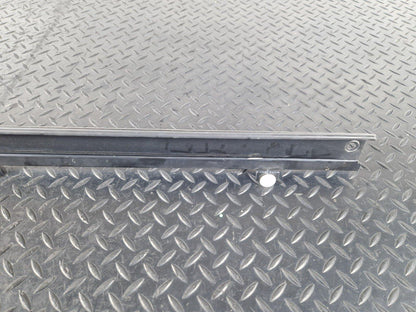 14-23 MERCEDES VITO W447 SLIDING DOOR RIGHT RUNNER GUIDE MOUNT A4477660337