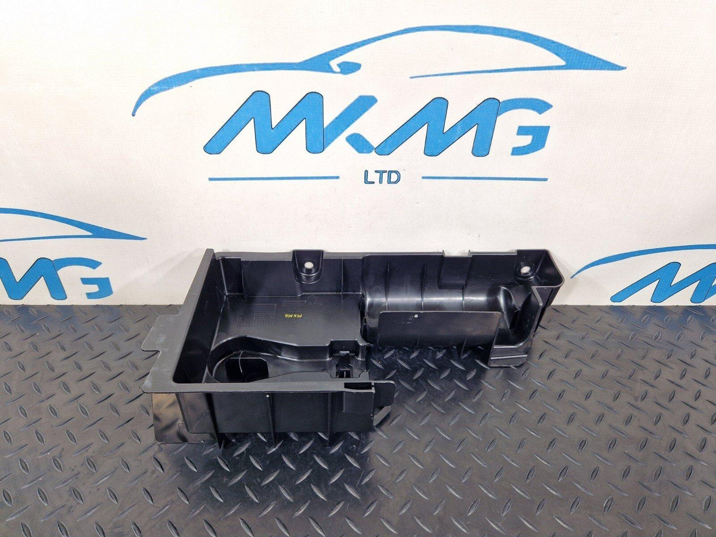 14-21 MERCEDES BENZ C200 W205 GENUINE TRUNK BOOT TOOL STORAGE TRAY A2058990014