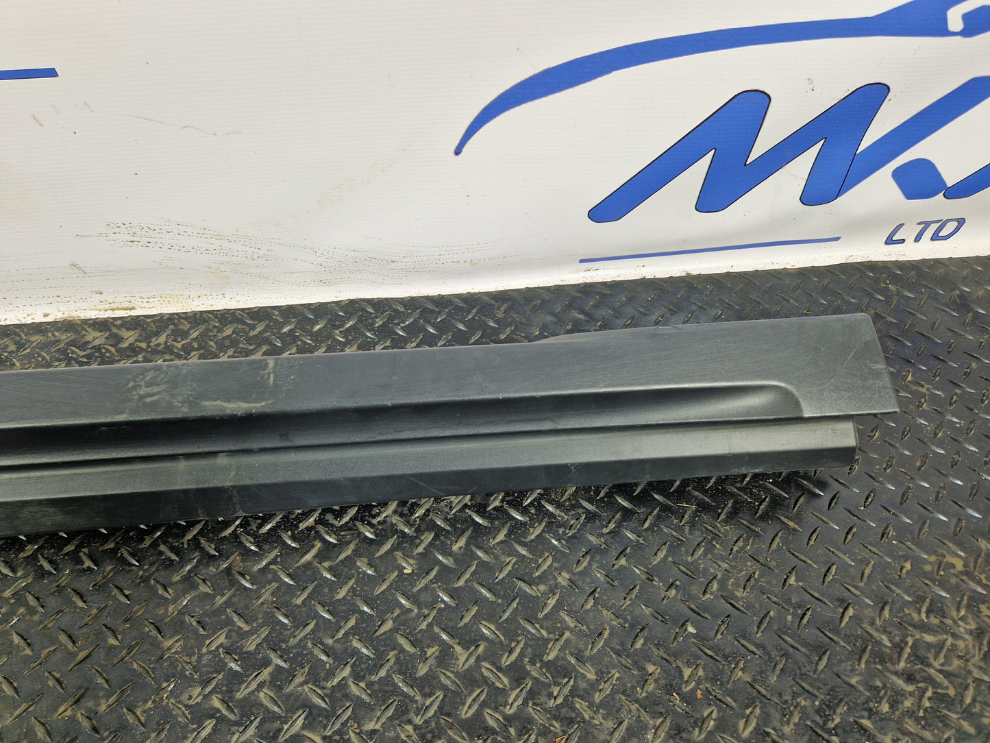 Land Rover Range Rover Evoque L538 DRIVER RIGHT SIDE SKIRT BJ3M10154RH
