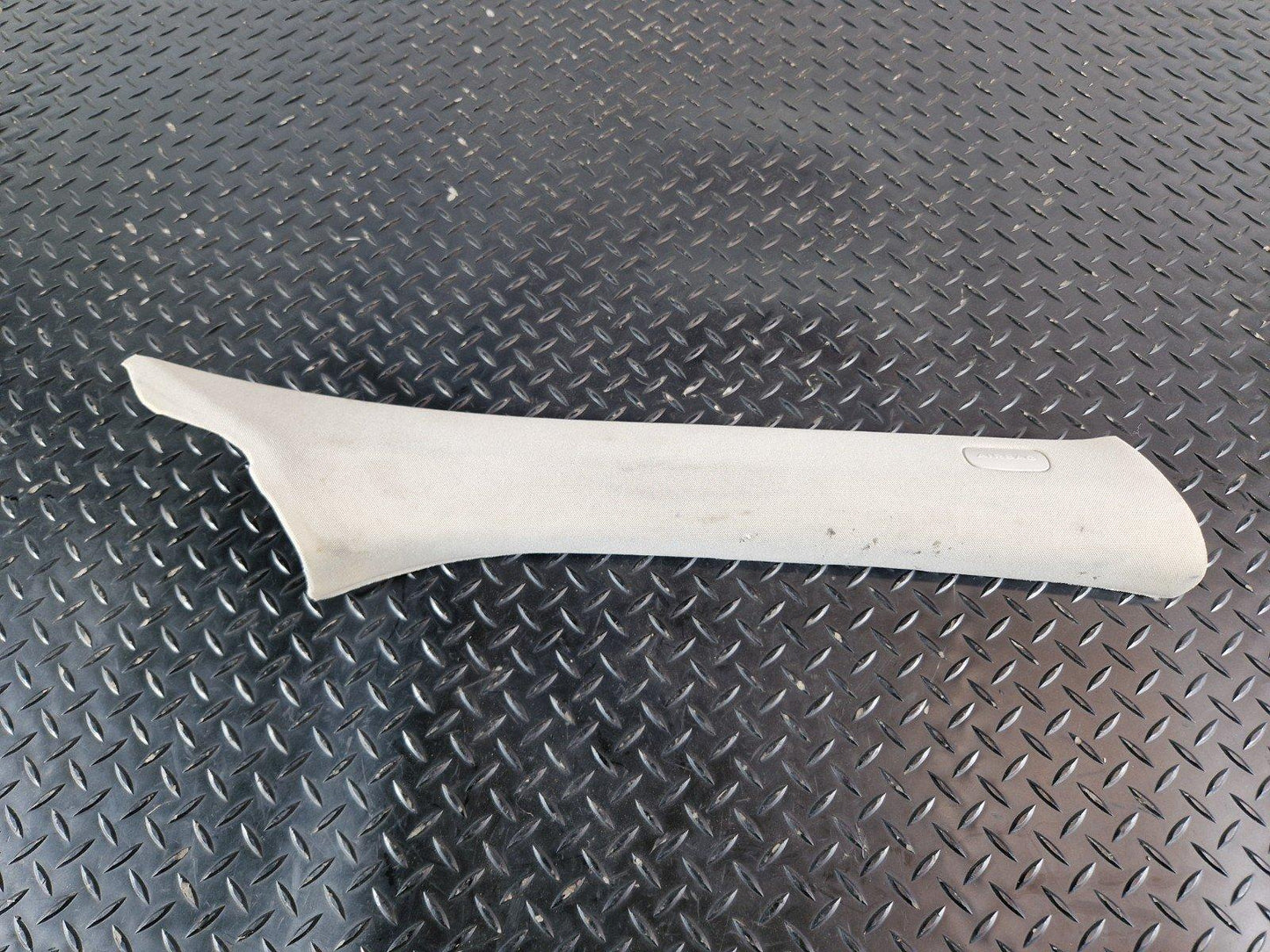 16-19 MERCEDES BENZ GLE ML W166 FRONT RIGHT O/S A-PILLAR TRIM COVER A1666904425