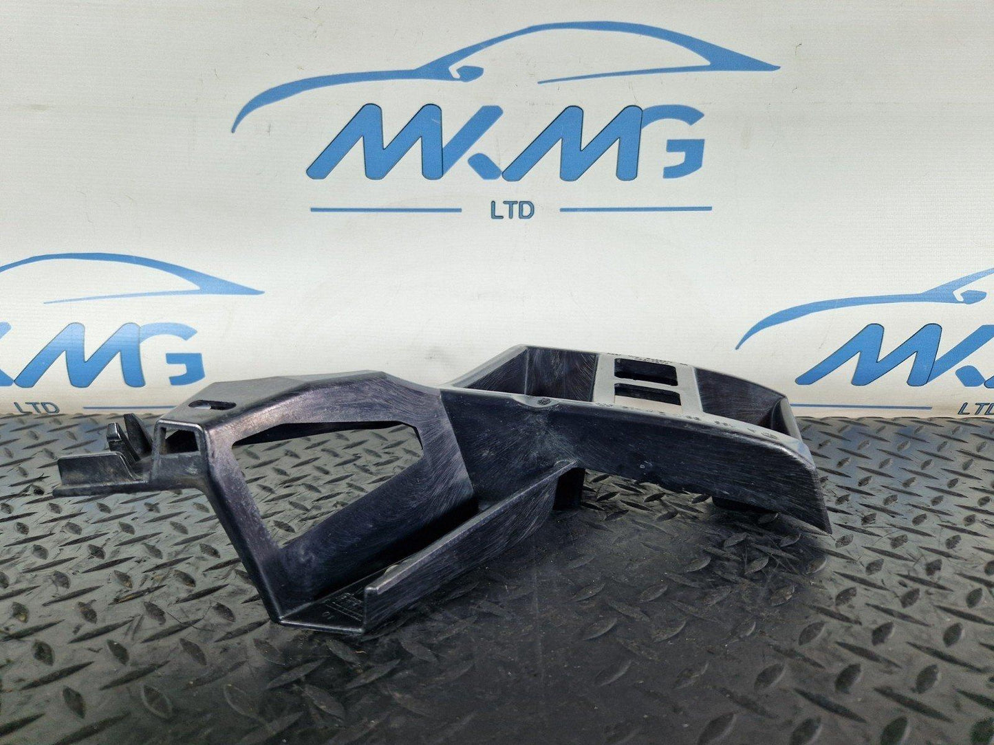 11-19 MERCEDES BENZ ML W166 GENUINE REAR RIGHT BUMPER BRACKET A1668803403