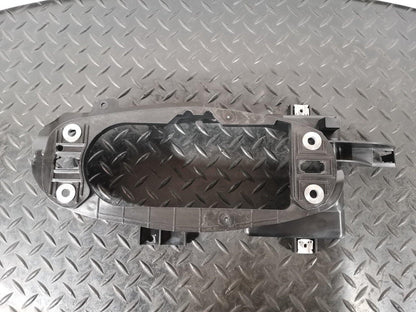 16-19 AUDI A4 B9 SALOON GENUINE MANUAL GEARSTICK MOUNTING BRACKET 8W0863531