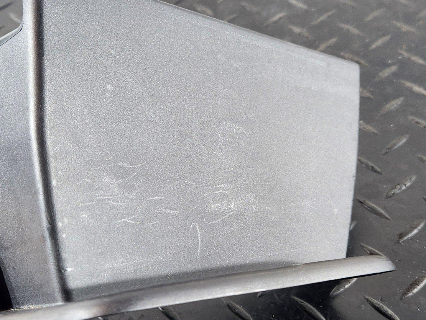 16-20 AUDI Q7 4M GENUINE 2ND ROW REAR LEFT SIDE SEAT TRACK TRIM COVER 4M0883685E