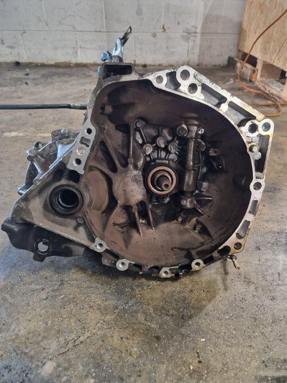 Toyota Aygo MK2 (AY2) Hatchback Trans/Gearbox