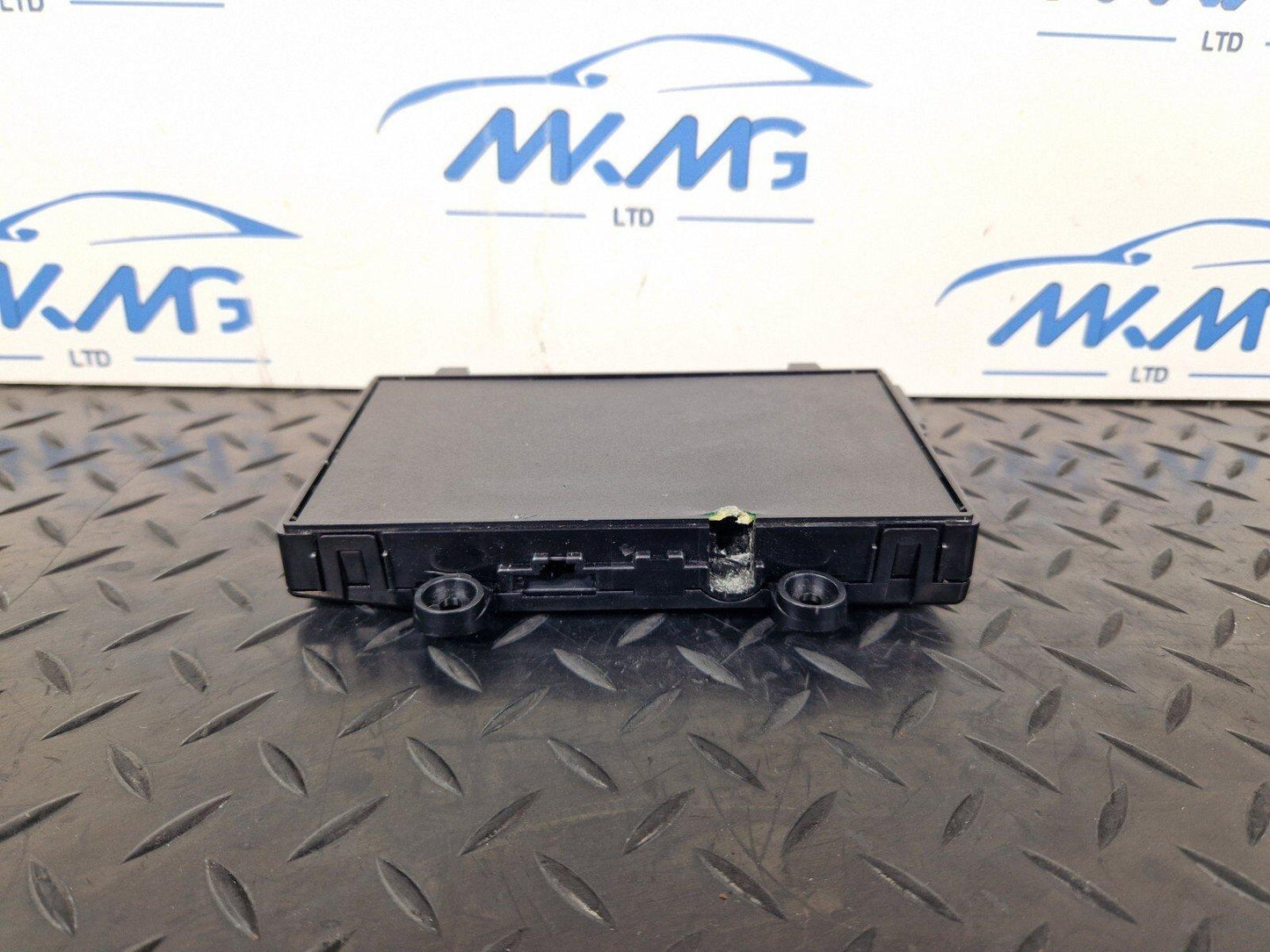 18-ON MERCEDES BENZ A CLASS W177 TELEMATIC CONTROL MODULE A1679008309