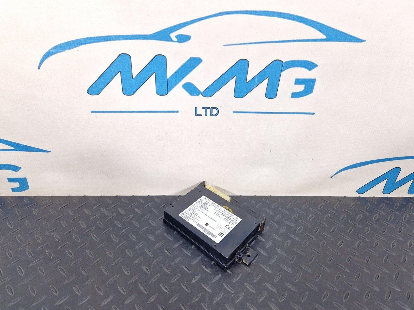 18-ON MERCEDES BENZ SPRINTER W907 W910 COMUNICATION CONTROL ECU A1779009703