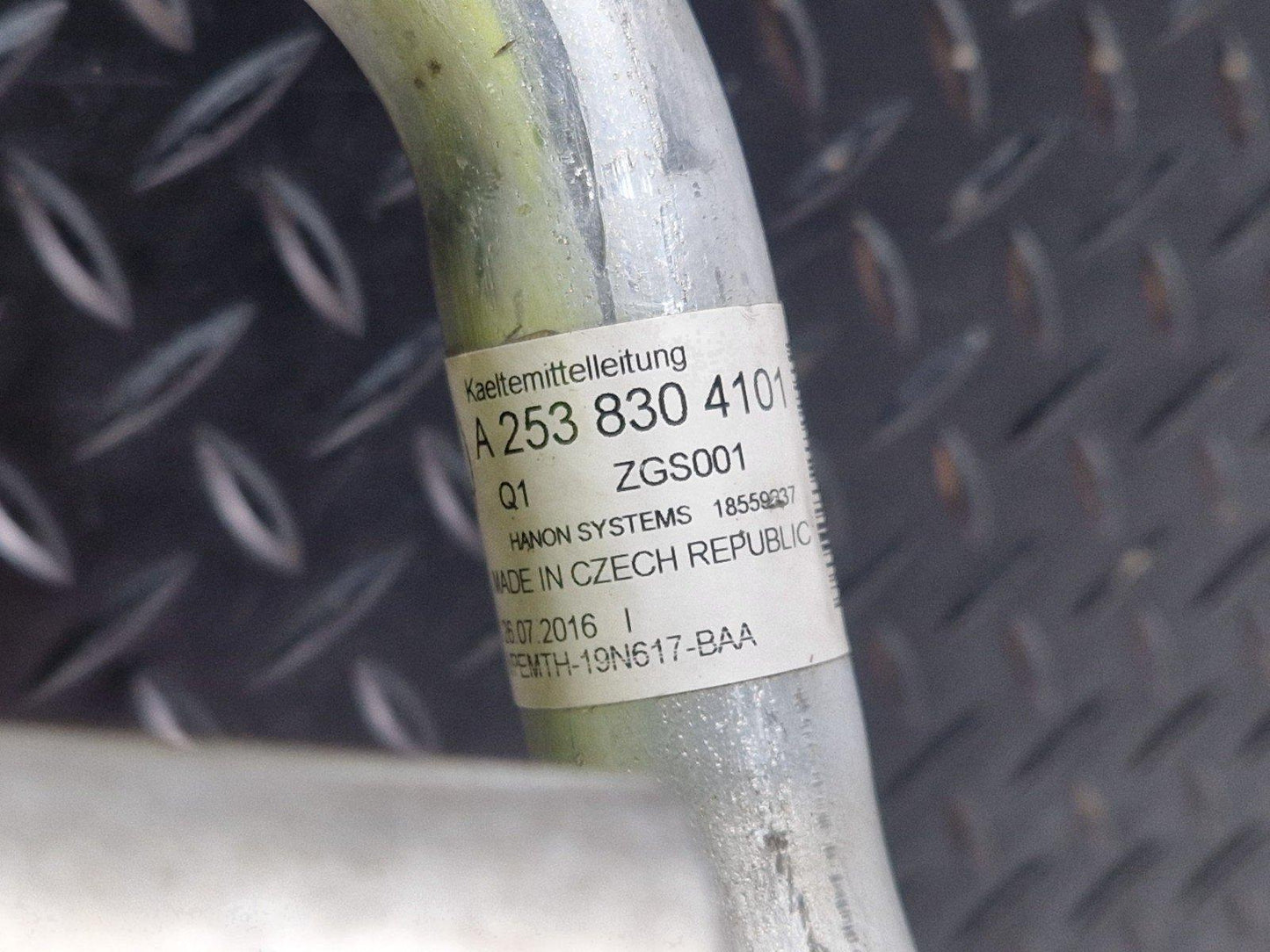 16-22 MERCEDES BENZ X253 A/C AIR CONDITIONING PIPE HOSE A2138301601
