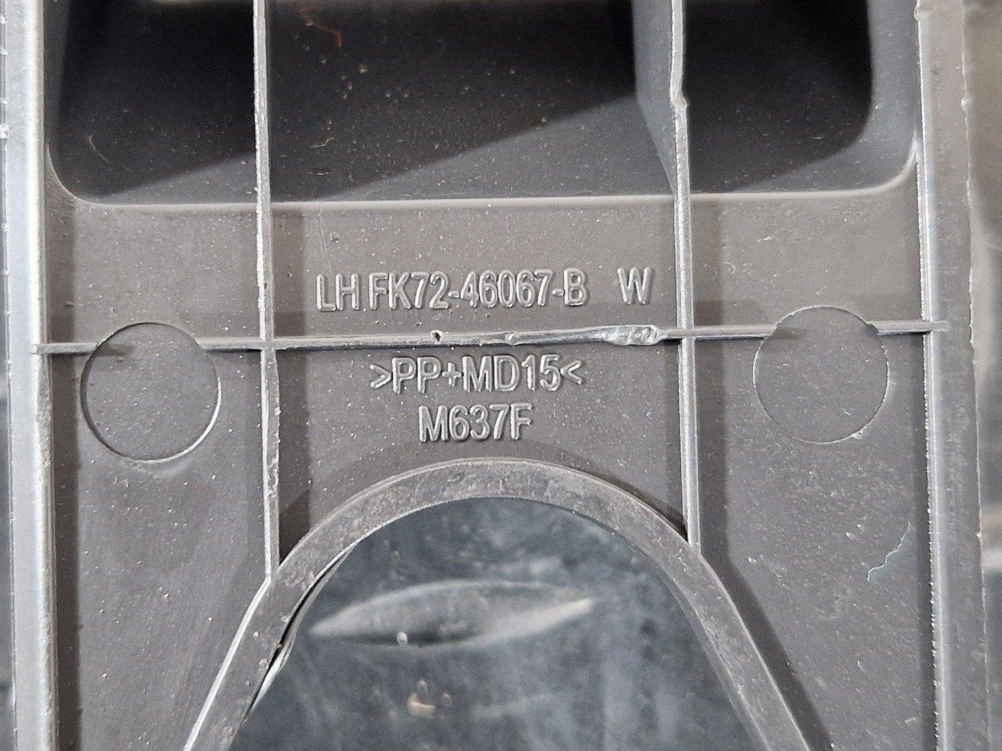14-19 LAND ROVER L550 DISCOVERY SPORT OEM LEFT N/S BOOT TRIM COVER FK72-46067-B