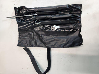 16-20 AUDI Q7 4M GENUINE BOOT TOOLKIT