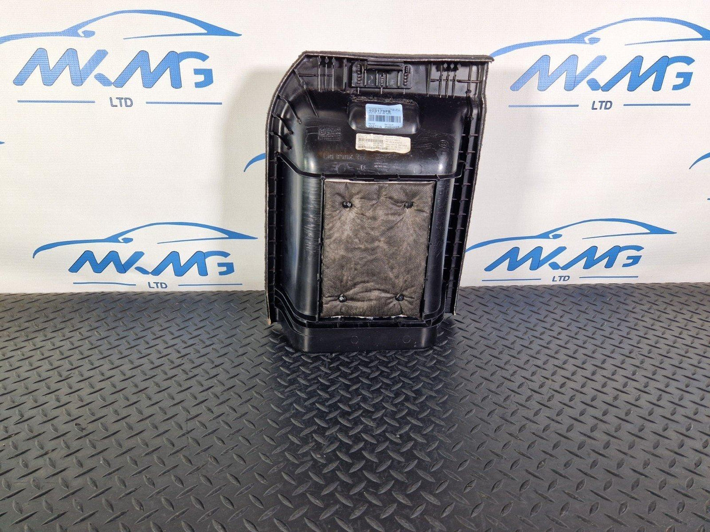10-13 BMW X5 E70 LCI GENUINE REAR RIGHT SIDE TRUNK PANEL LID COVER TRIM 403179PB
