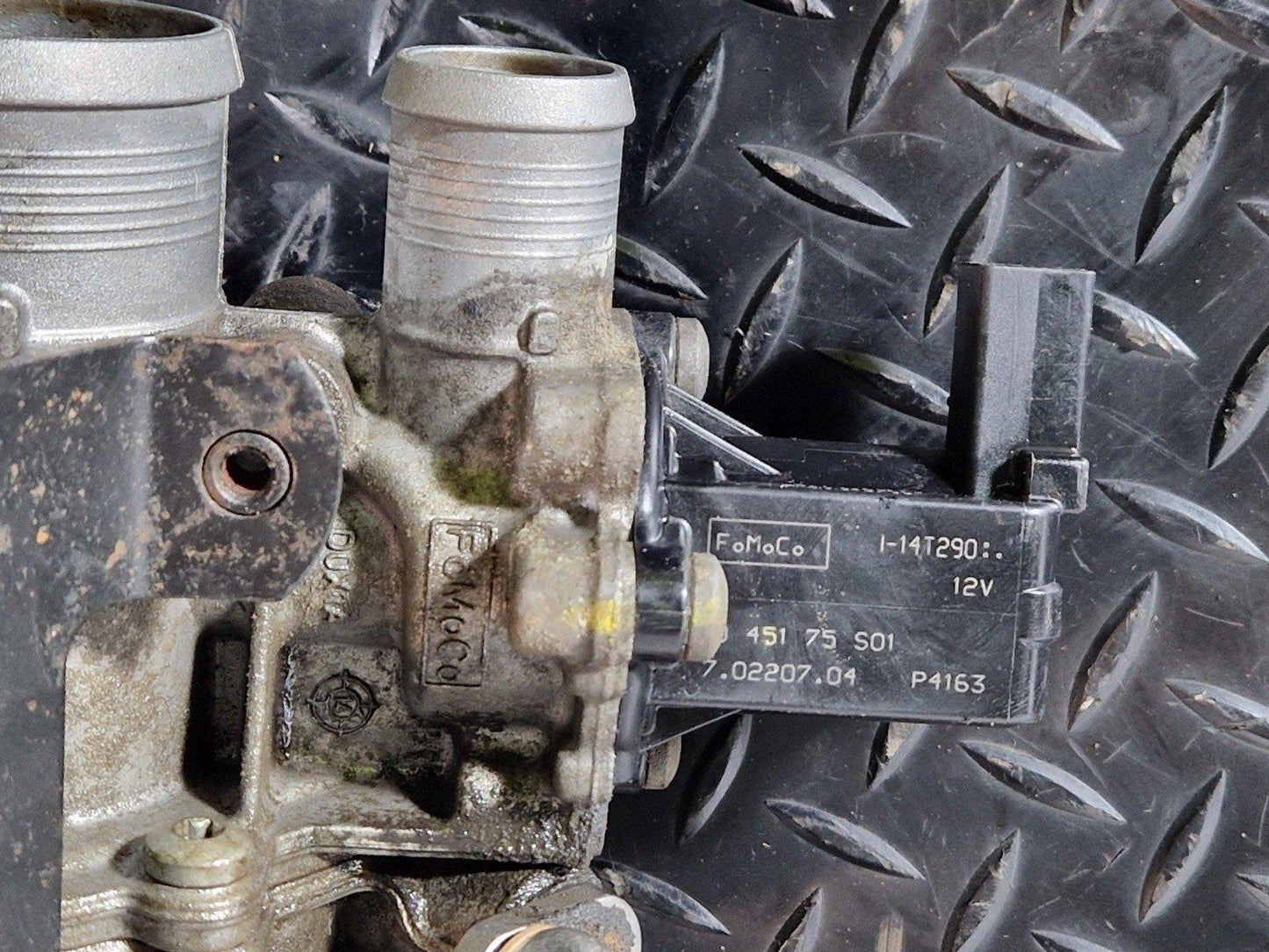 13-23 RANGE ROVER SPORT L494 GENUINE EGR VALVE AND COOLER CPLA-98659-CB