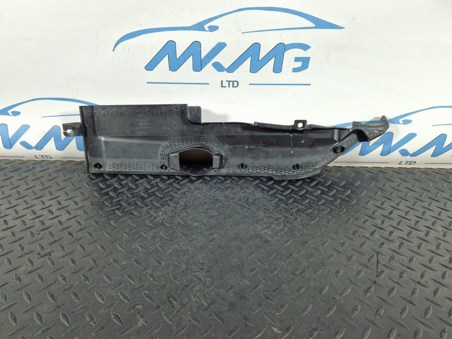 10-17 AUDI A8 4H FRONT TOP WING COVER TRIM DRIVER SIDE 4H0819336
