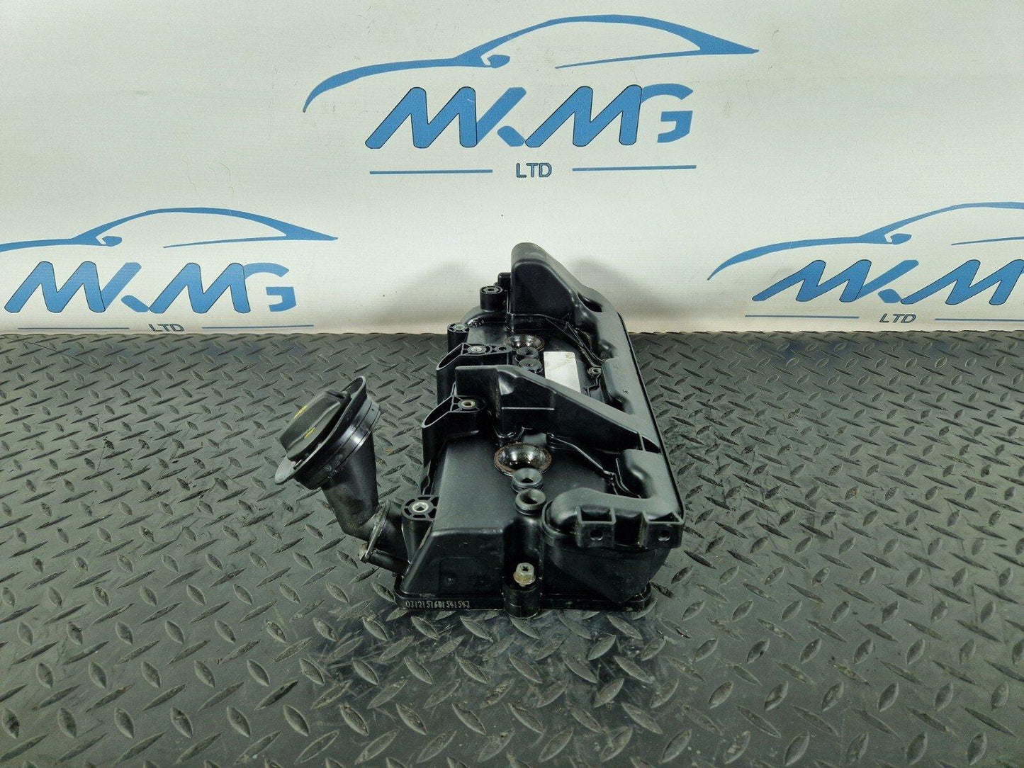 15-18 AUDI A7 4G GENUINE 3.0 TDI LEFT ENGINE ROCKER HEAD COVER 059103469CG