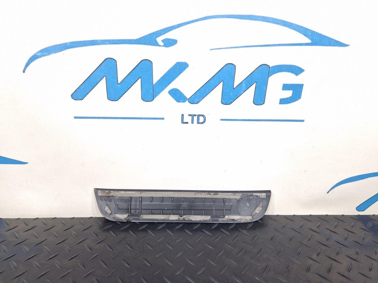 10-18 AUDI A7 4G S-LINE GENUINE REAR RIGHT SILL TRIM 4G8853376