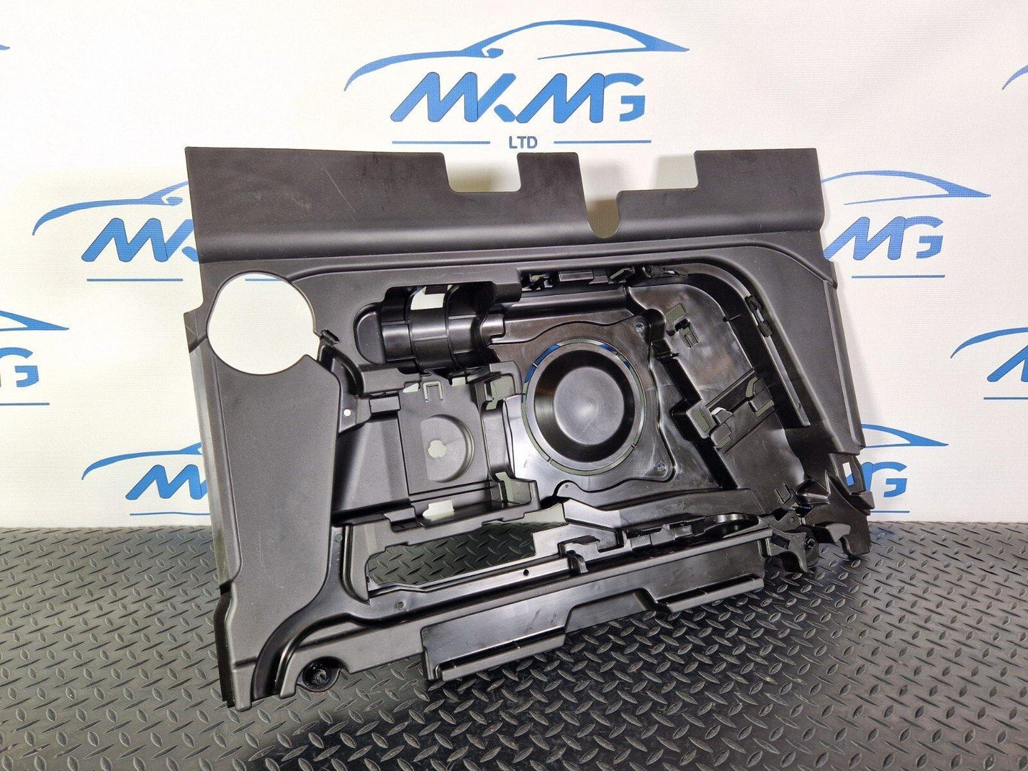 18-ON MERCEDES BENZ A CLASS W177 OEM BOOT STORAGE BOX HOLDER TRIM A1778900000