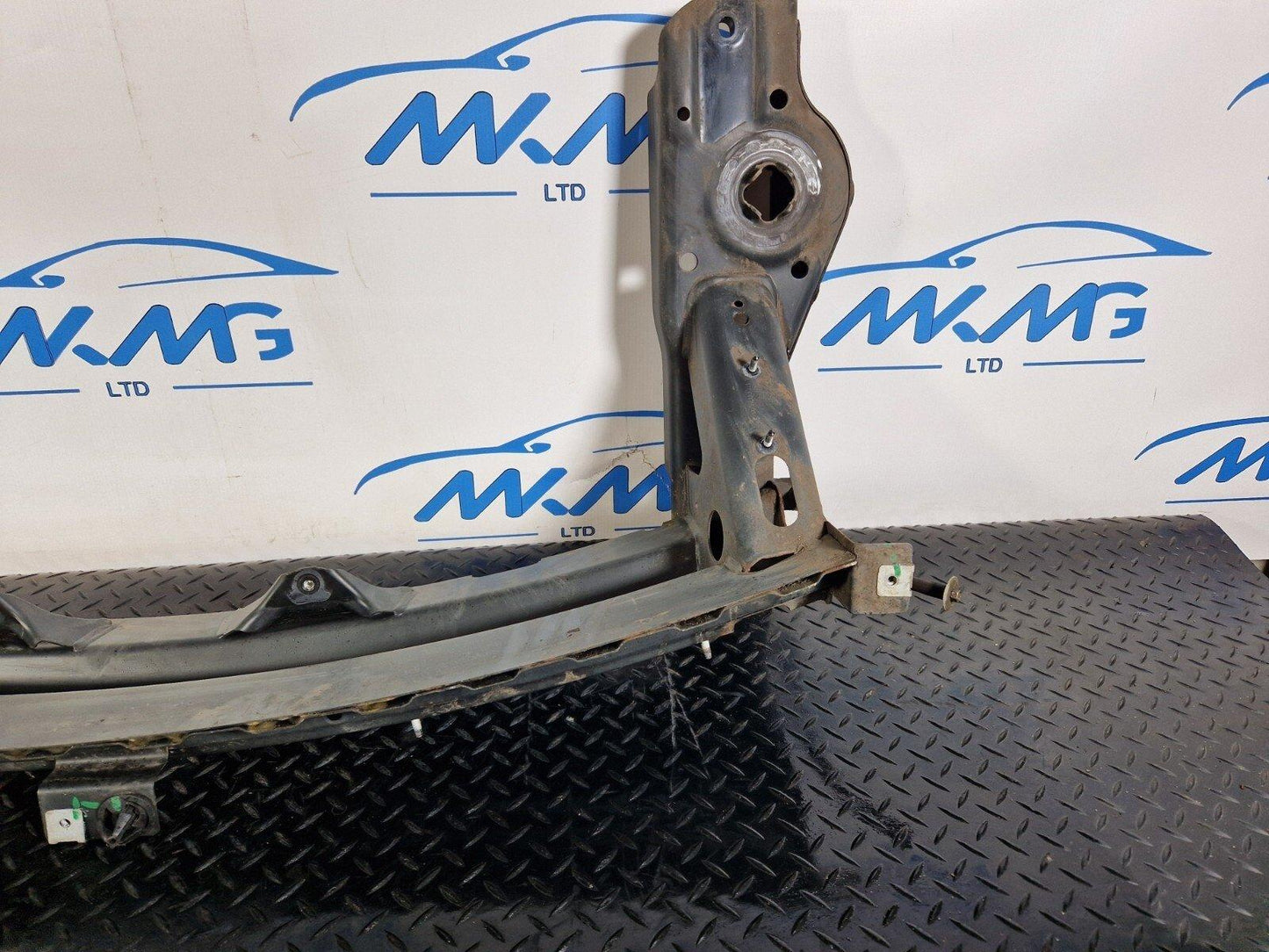 14-21 MERCEDES BENZ A CLA W177 C118 REAR BUMPER REINFORCEMENT BAR  A1776117800