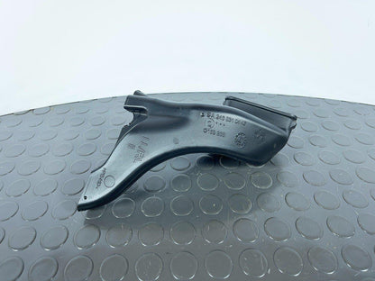 12-18 MERCEDES A-CLASS W176 GENUINE FRONT LEFT AIR DUCT GUIDE A2468310446