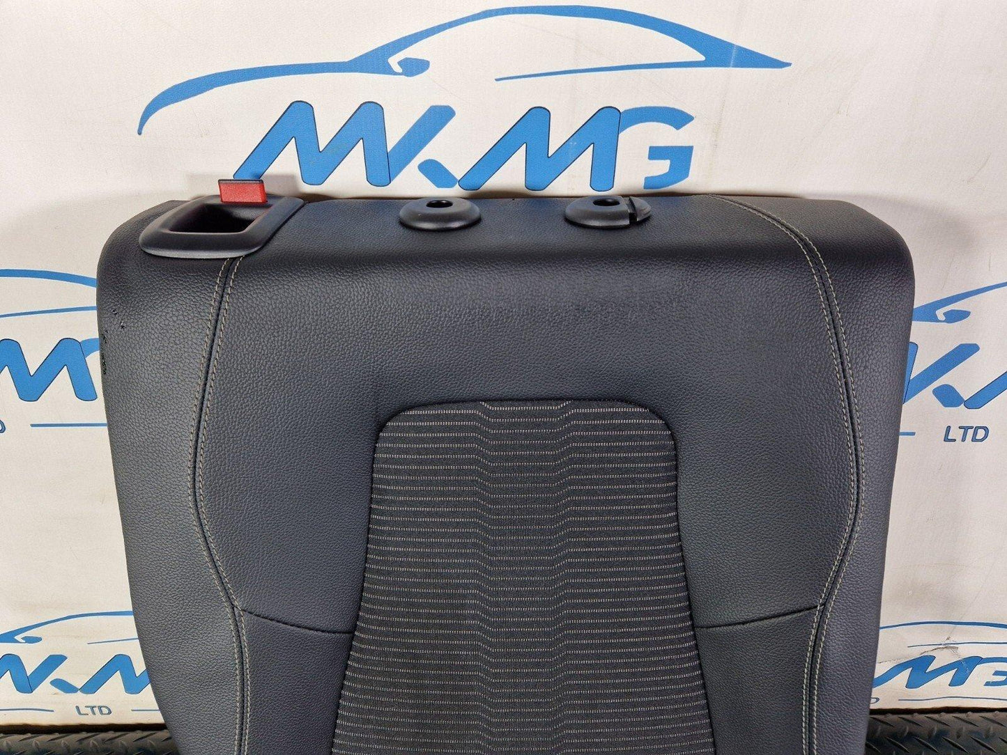 18-ON MERCEDES A CLASS W177 REAR RIGHT DRIVER SIDE SEAT HALF LEATHER A1779200600