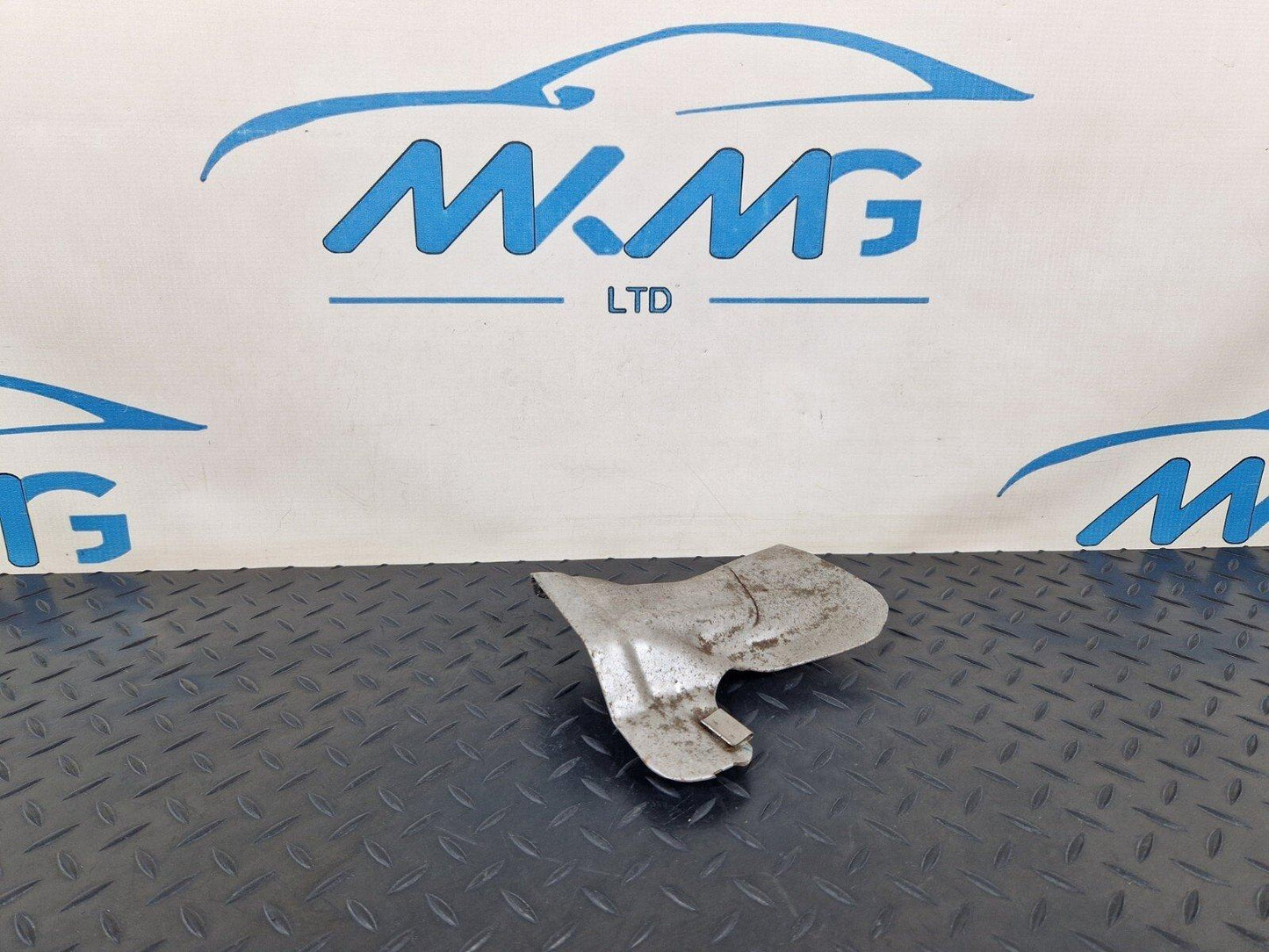 14-21 MERCEDES BENZ C220d W205 GENUINE ENGINE HEAT SHIELD COVER A6510960168EK