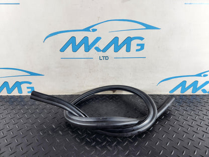 BMW 118i F40 Hatchback Genuine Engine Hood Rear Sealing Bonnet Rubber 7450916
