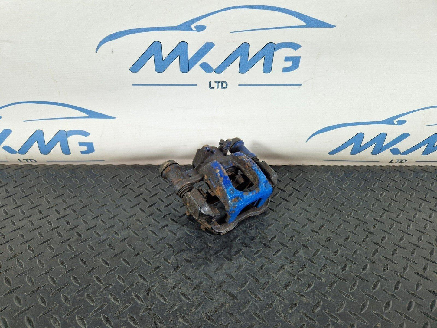 14-23 MERCEDES BENZ VITO W447 GENUINE REAR DRIVERS RIGHT BRAKE CALIPER