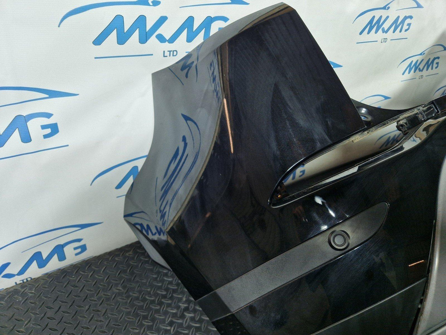 19-ON RANGE ROVER EVOQUE L551 GENUINE COMPLETE REAR BUMPER SANTORINI BLACK 820