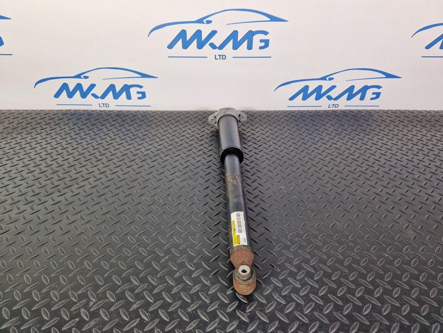 14-21 MERCEDES BENZ C220D W205 REAR LEFT & RIGHT SHOCK ABSORBER A2053207230