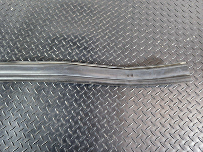 11-19 MERCEDES BENZ ML GLE W166 OEM ENGINE RUBBER SEAL A1668870098