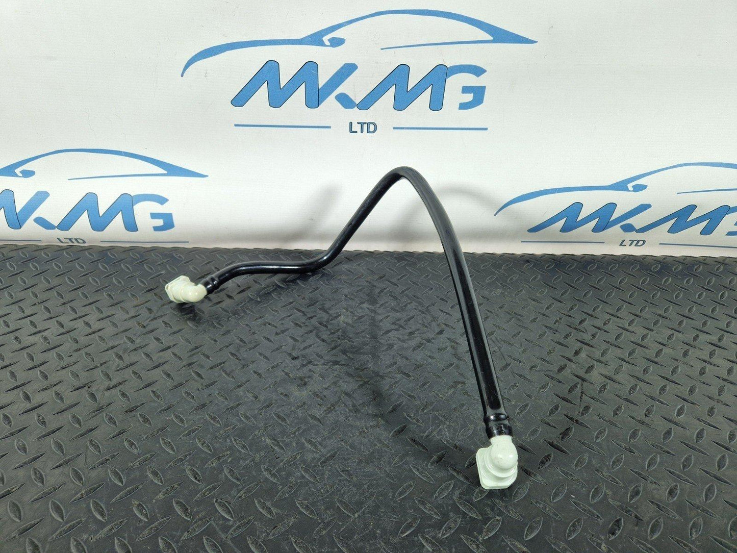 12-18 MERCEDES BENZ W176 GENUINE FUEL PIPE 7430626AA