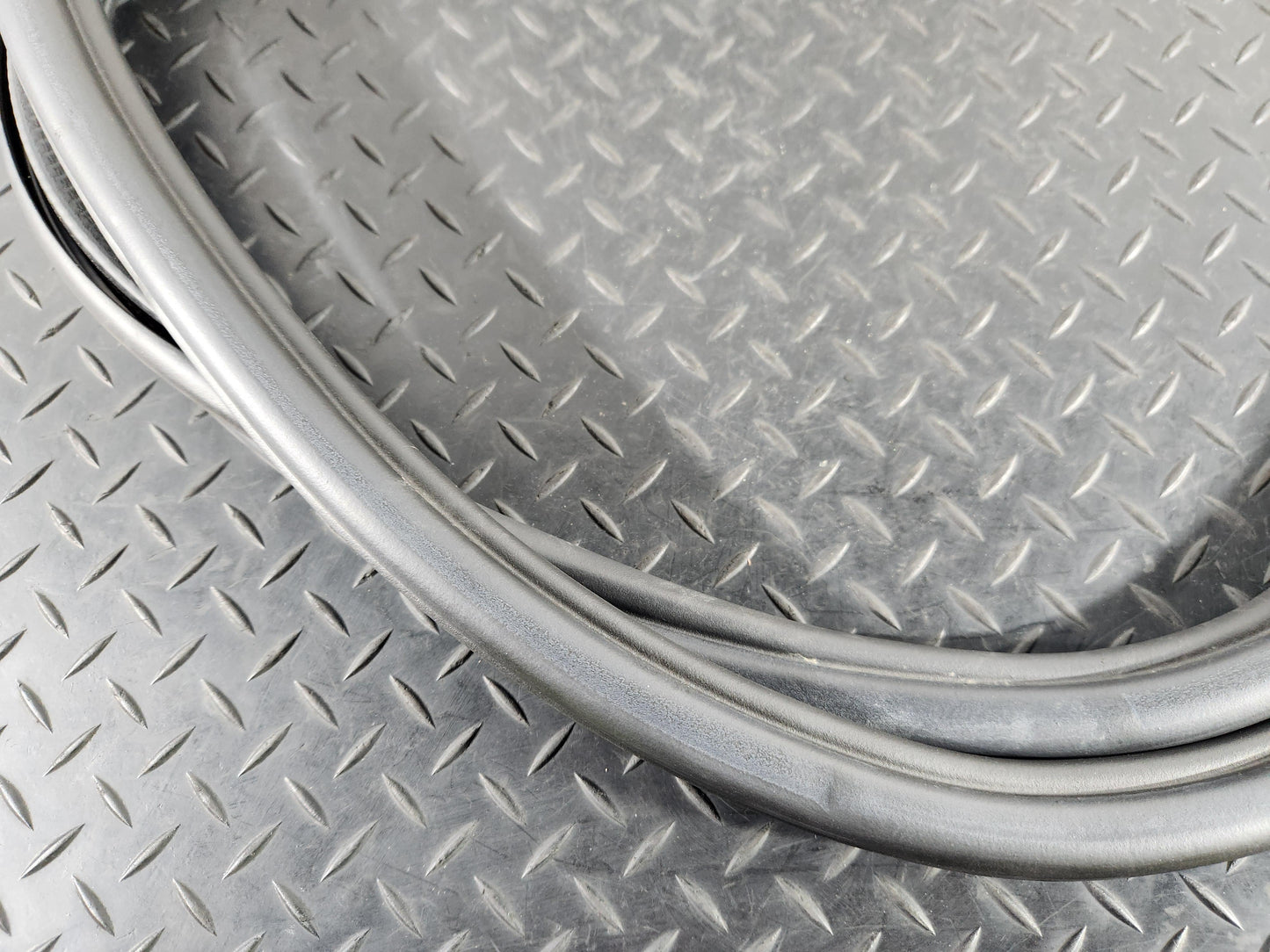 Land Rover Range Rover Evoque L551 SUV Front Left Door Seal K8D2-20708-AC