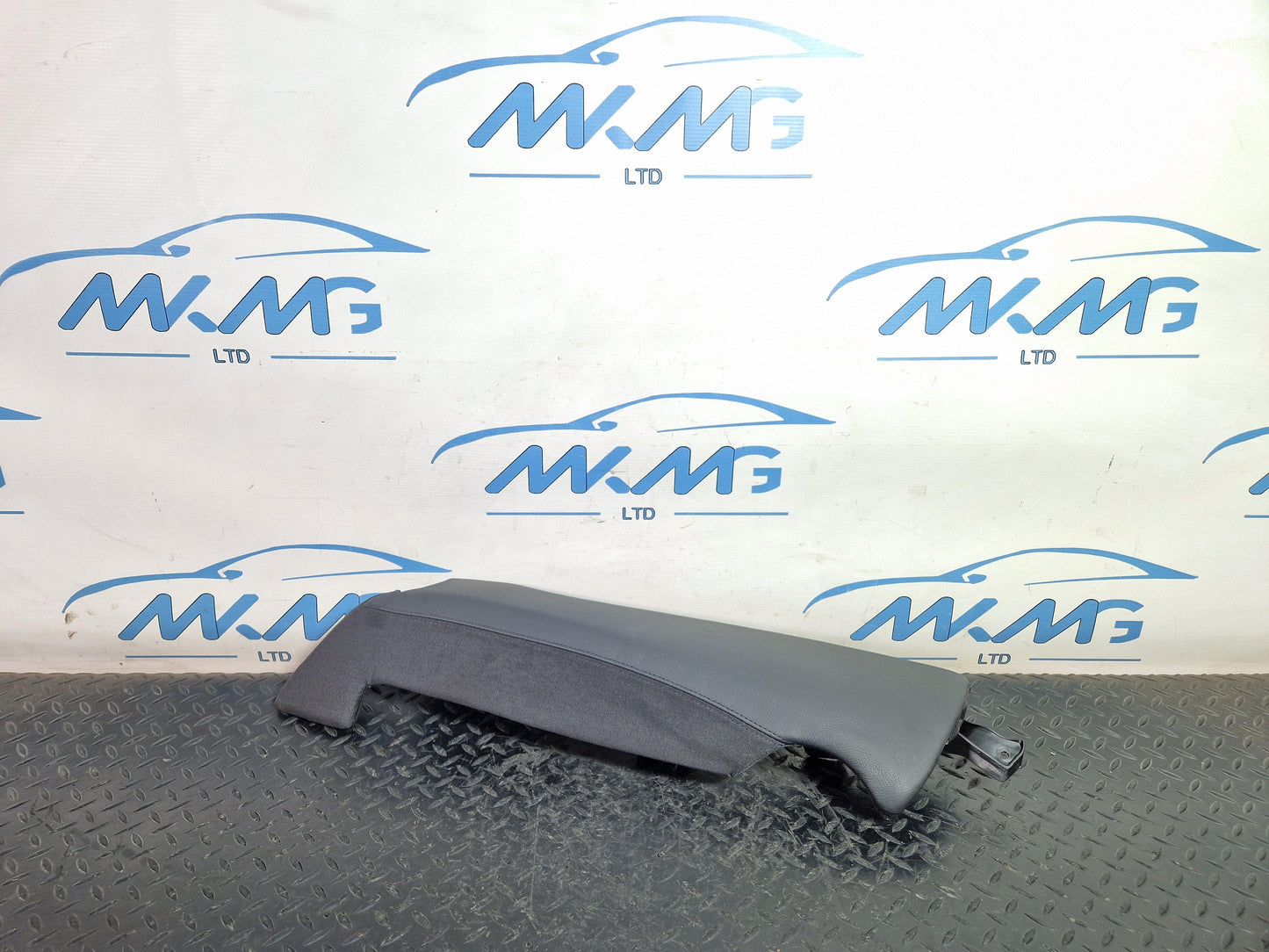 Audi A6 Allroad C7 Genuine Rear Seat Bolster Side Left Passenger 4G085703A