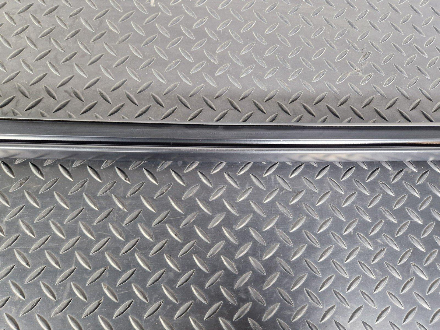 12-18 BMW 3 SERIES F30 F31 LCI BLACK ROOF RAIL RIGHT SIDE 7277630