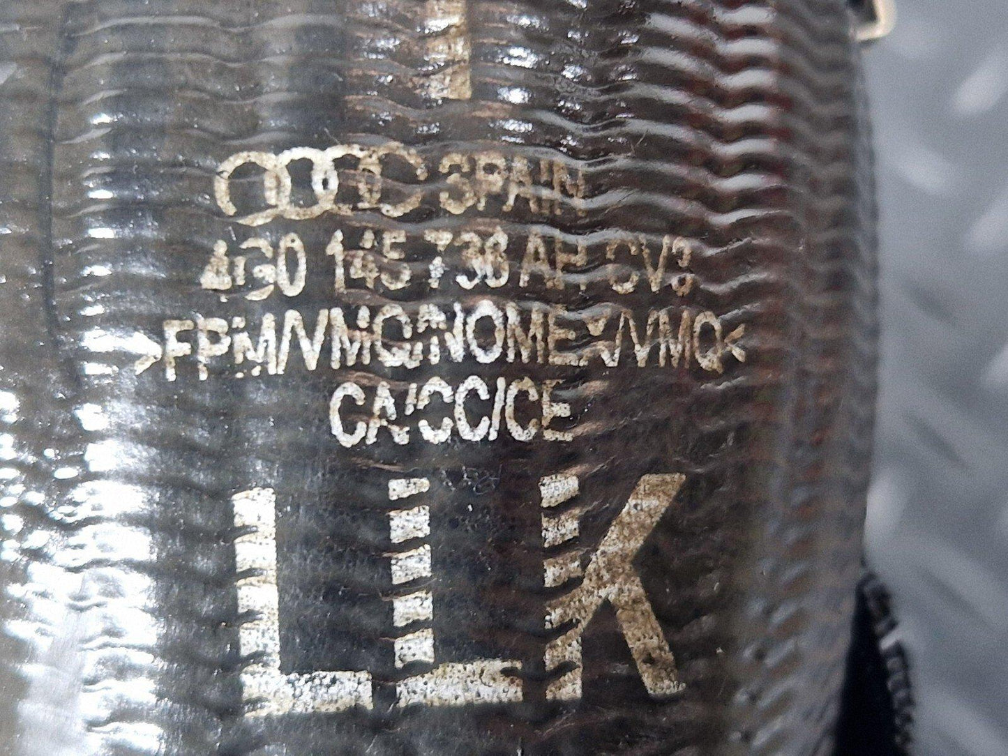 10-18 AUDI A7 4G S-LINE GENUINE TURBO PRESSURE HOSE 4G0145738AH