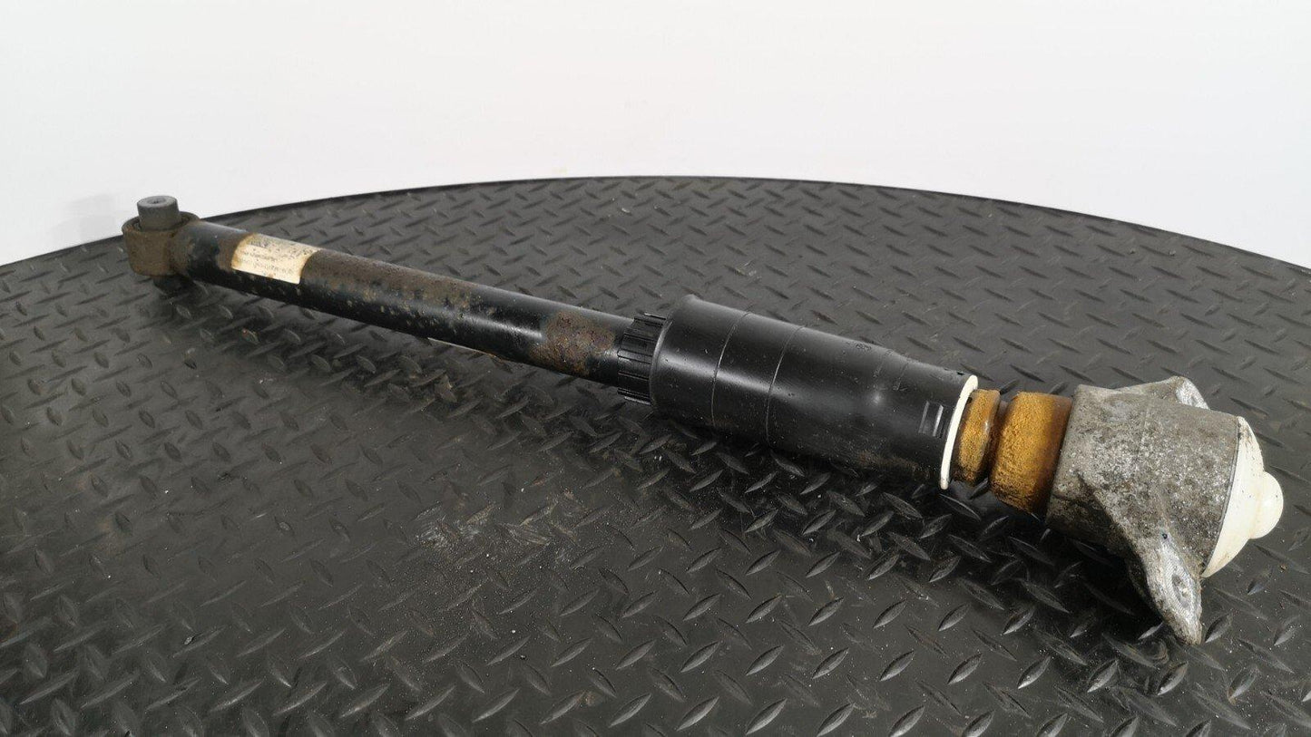 16-19 AUDI A4 B9 S-LINE GENUINE 2.0TDI REAR RIGHT OR LEFT SIDE SHOCK ABSORBER