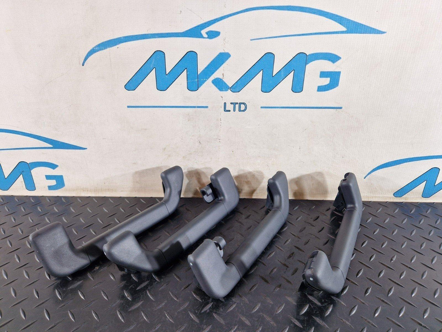 10-18 VW TOUAREG 7P ROOF GRAB HANDLE SET 4X  7P0857644B