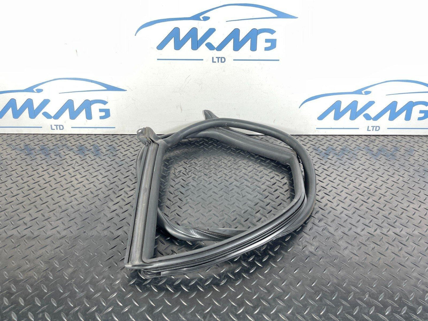 16-23 AUDI A5 F5 SPORTBACK S-LINE Rear Right Door Seal Rubber 8W8833708