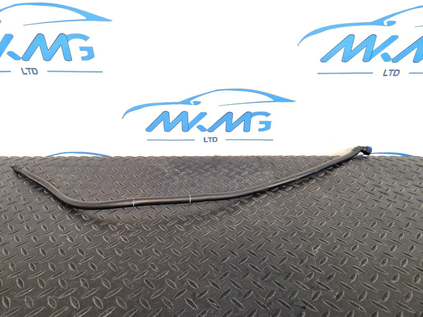 16-20 AUDI Q7 4M GENUINE HEADLIGHT WASHER HOSE 4M0955667
