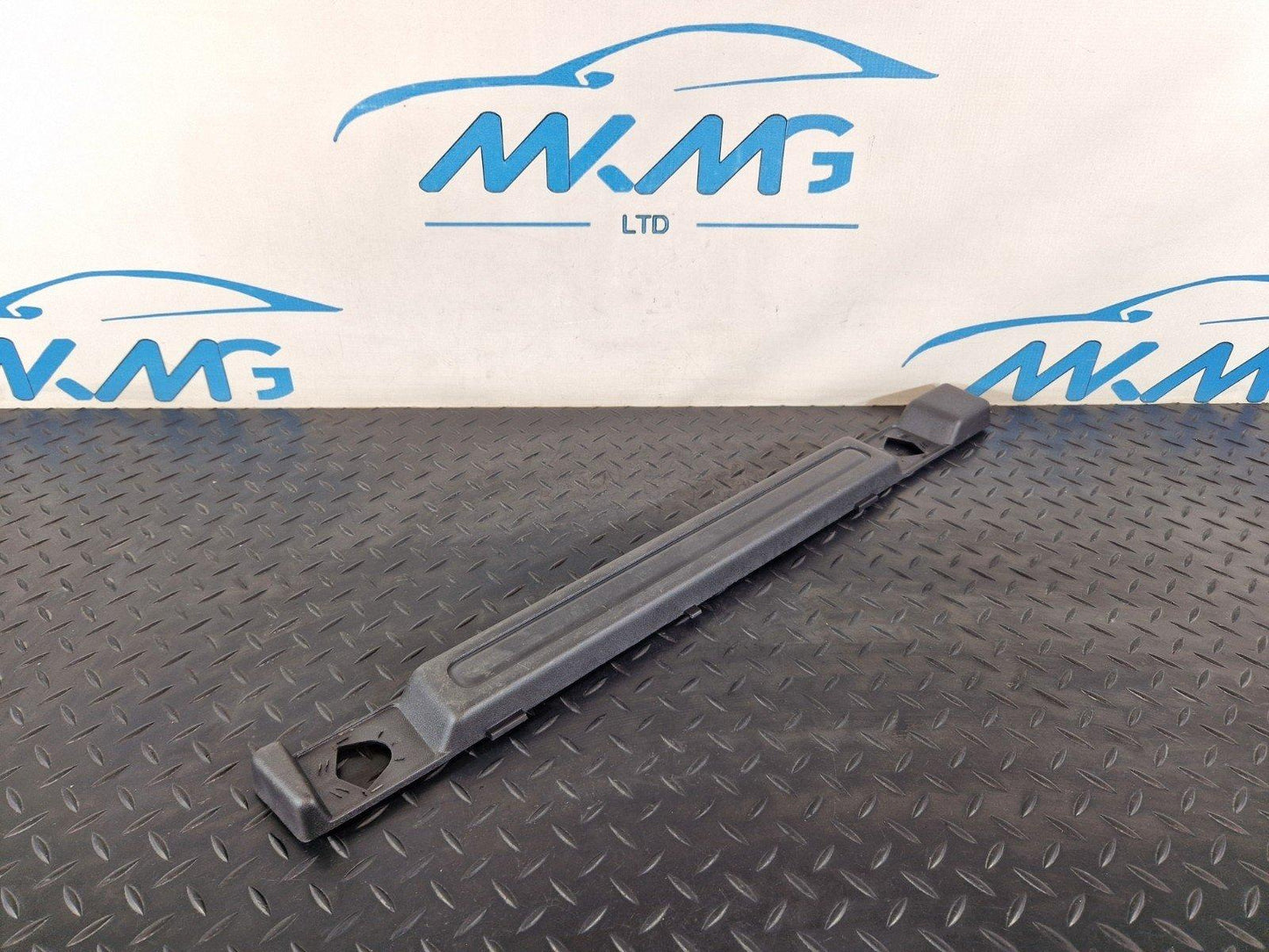 14-19 LAND ROVER L550 DISCOVERY SPORT O/S RIGHT SIDE BOOT TRIM FK72-46066-B