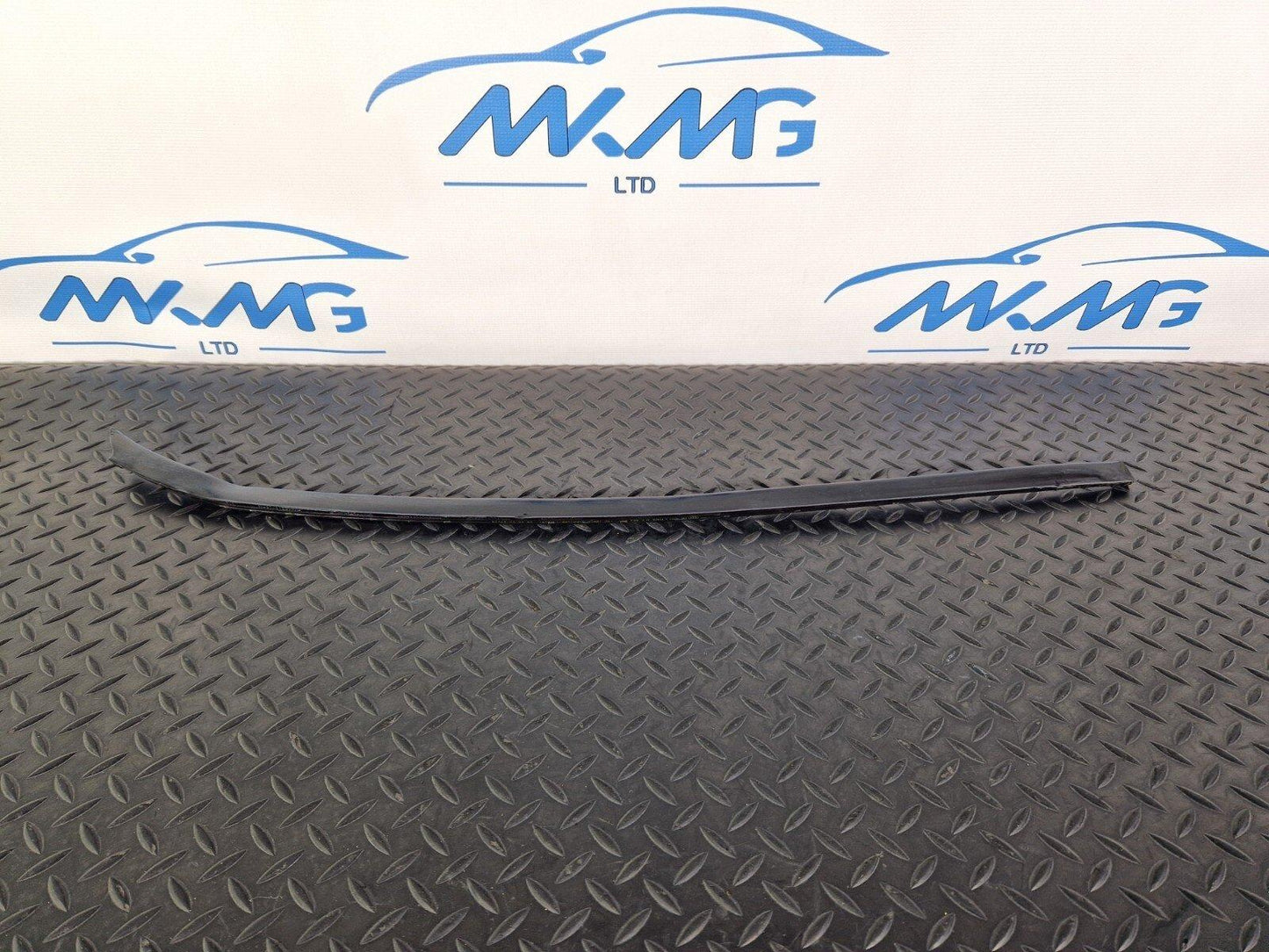 10-15 AUDI Q7 4L GENUINE OEM WINDSCREEN SIDE TRIM 4L0854327