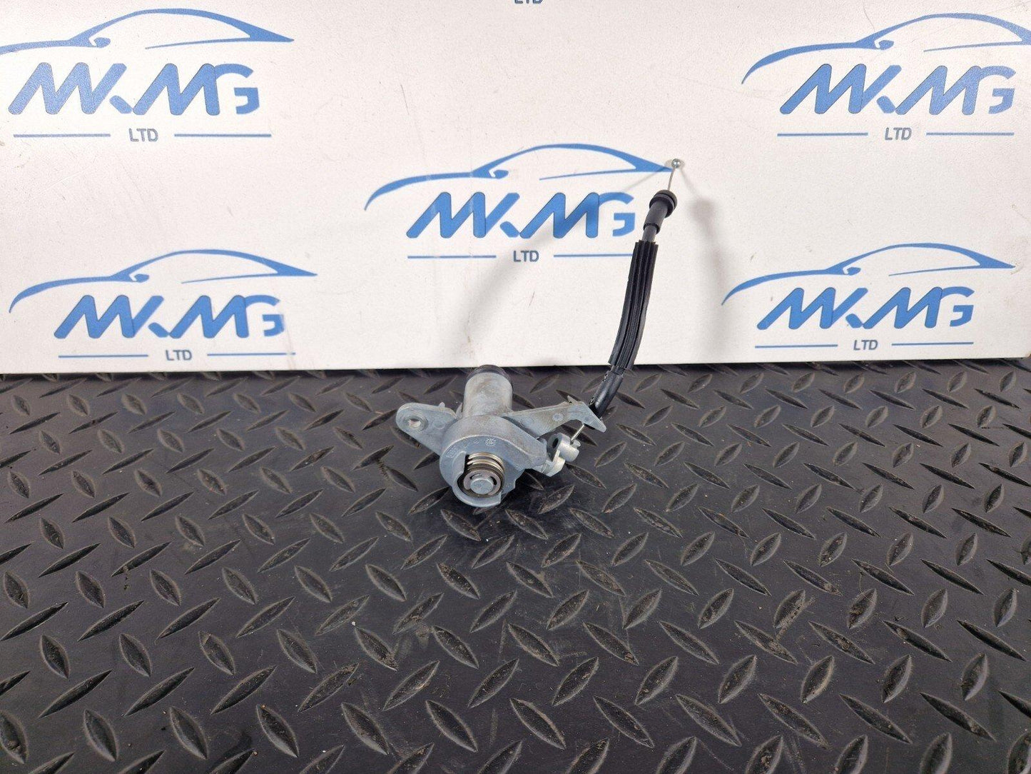 16-24 AUDI A5 F5 CONVERTIBLE TAILGATE BOOT TRUNK LOCK CYLINDER & CABLE 8W7827531